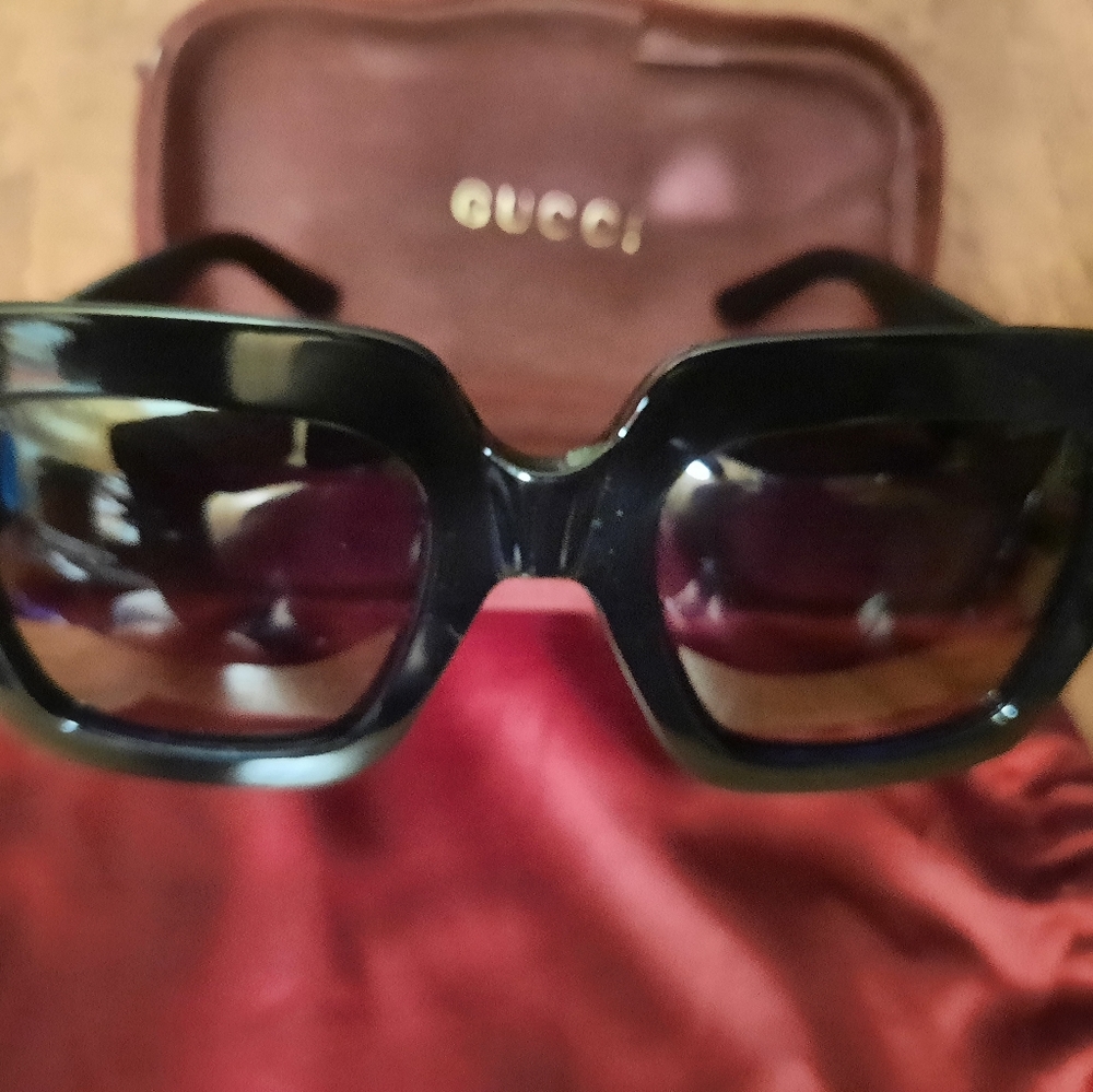 Gucci sunglasses